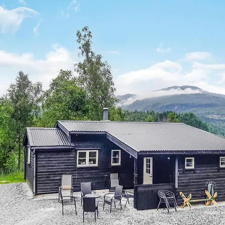 Lovely In With Wifi Holiday home